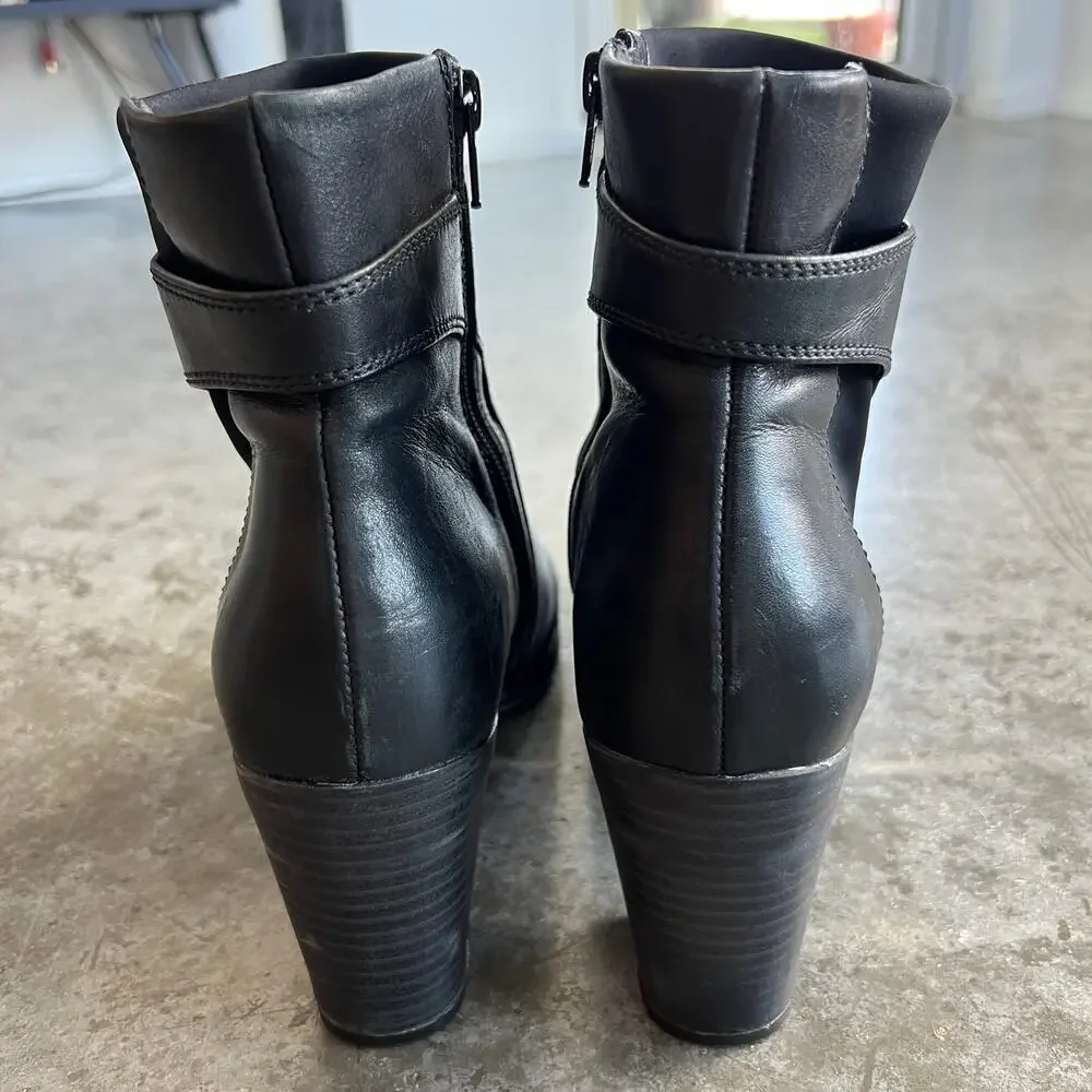 Clarks Black Leather Heeled Ankle Booties Comfortable Work Boots Women's Size 9
